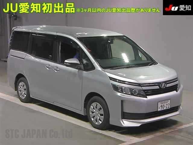 Toyota Voxy  2000cc Image