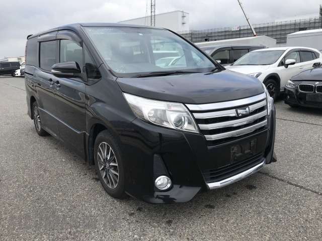 Buy Japanese Toyota Noah At STC Japan