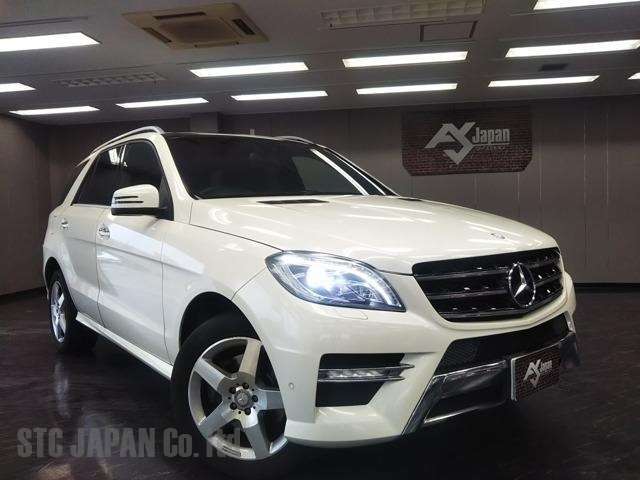 Mercedes Benz ML350  3500cc Image