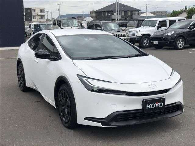Buy Japanese Toyota Prius At STC Japan