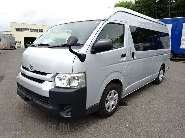 Buy Japanese Hiace Commuter GL At STC Japan