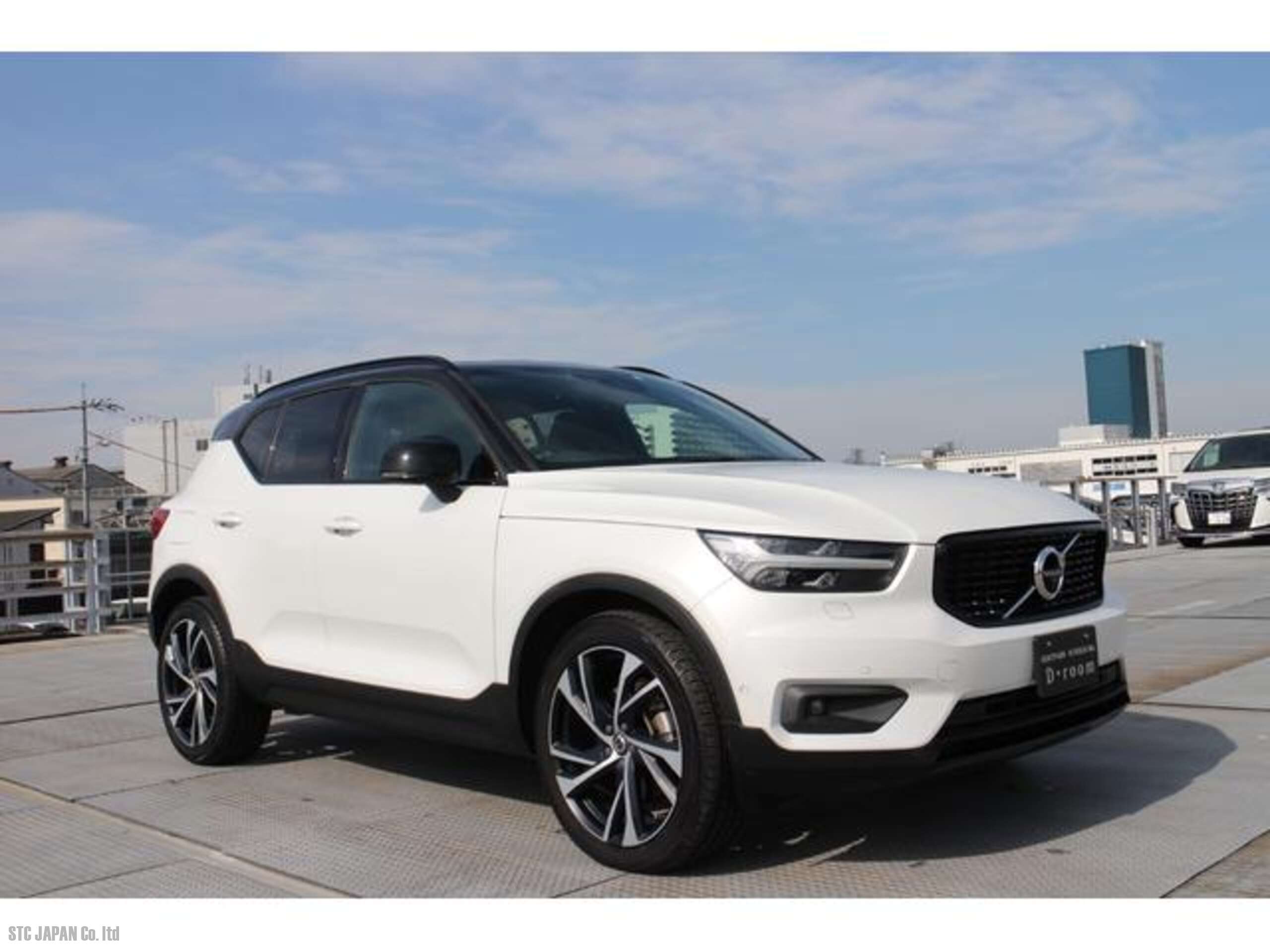 Volvo XC40  2000 Image