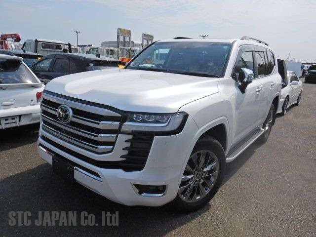 Buy Japanese Toyota Land Cruiser  At STC Japan