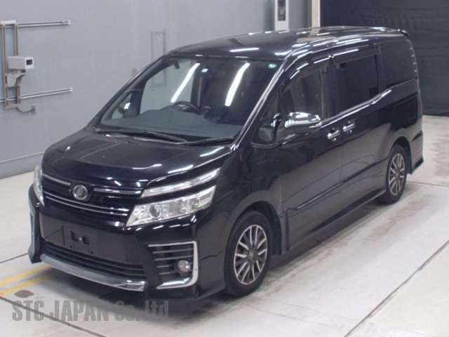 Toyota Voxy  2000 CC Image