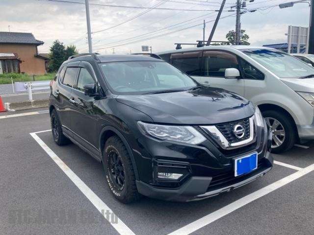Buy Japanese Nissan X Trail  At STC Japan