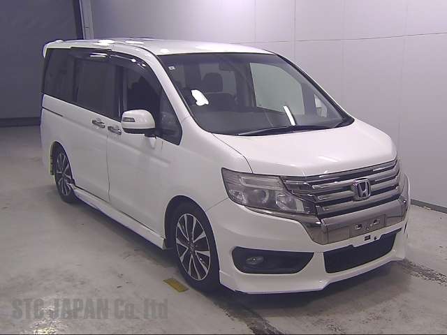 HONDA STEPWAGON 2014 2000cc Image