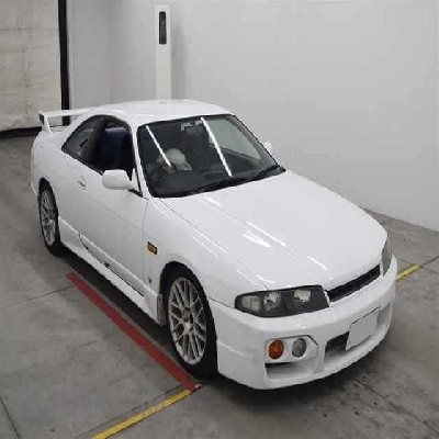 Buy Japanese Nissan Skyline At STC Japan