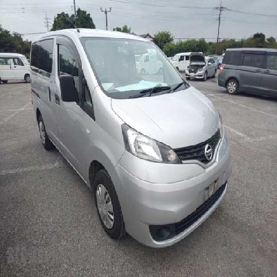 Buy Japanese Nissan NV200 At STC Japan