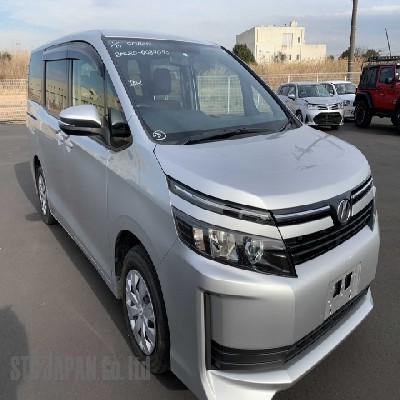 Buy Japanese Toyota Voxy At STC Japan