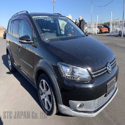 Volkswagen Golf Touran 2013 1400cc Image