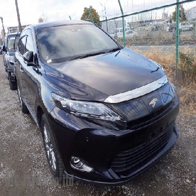 Buy Japanese Toyota Harrier  At STC Japan