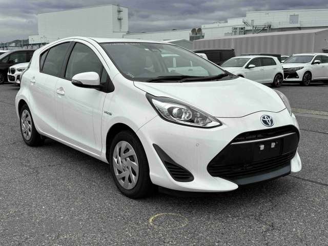 Buy Japanese Toyota Aqua At STC Japan