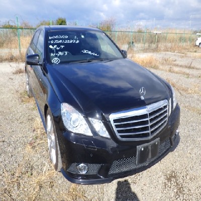 Mercedes Benz E Class  1800 Image